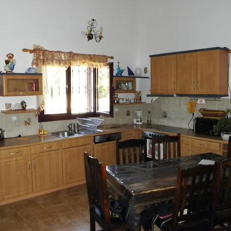 Vila Rosilla Gennadi